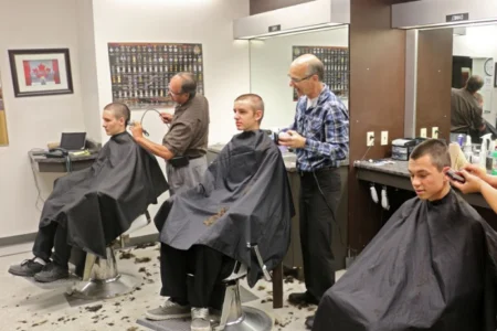 Coupe de cheveux militaires