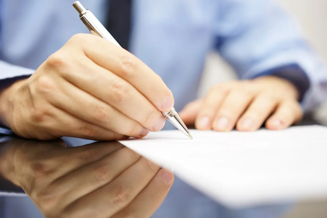 Signature d'un contrat d'assurance vie