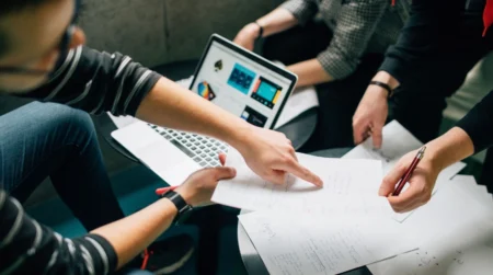 Personnes et documents
