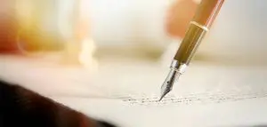 Document et stylo plume