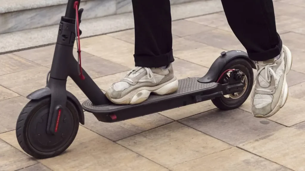 zoom trottinette électrique