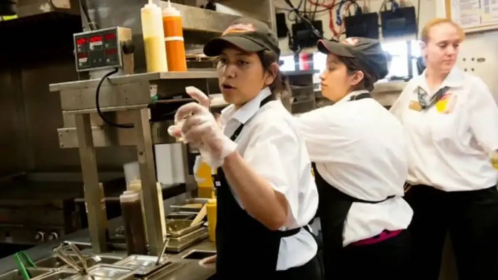 travailler chez mcdo