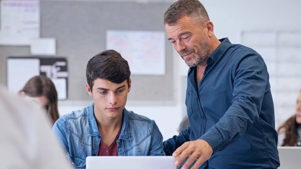 enseignement école de commerce séjour à l'étranger