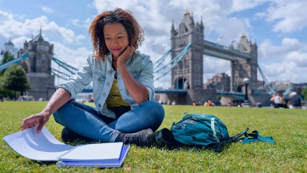 Études à l’étranger en école de commerce : ce que vous devez savoir avant de partir Études à l'étranger en école de commerce : ce que vous devez savoir avant de partir